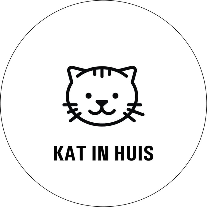 Katten in huis sticker - 80 x 80 mm 1