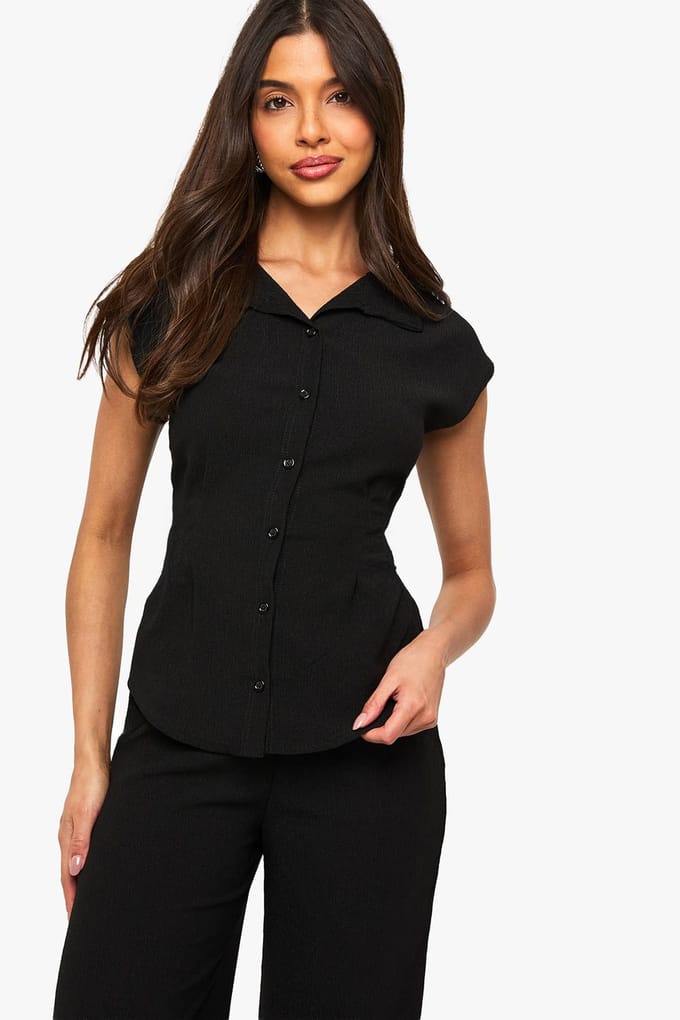 boohoo Dames Getextureerde top met ingesnoerde taille en capmouwen & broekset | Black | Maat: 16