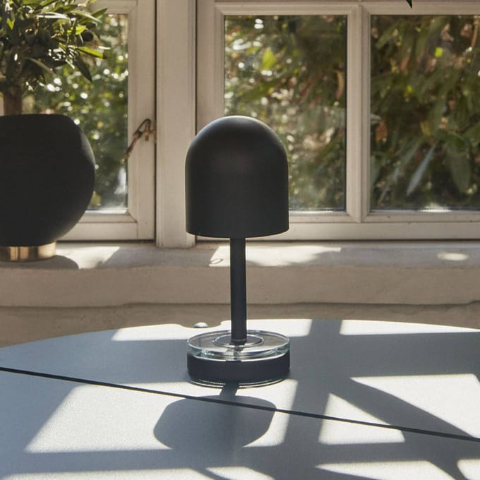 AYTM LUCEO Draagbare Tafellamp Zwart/ Helder