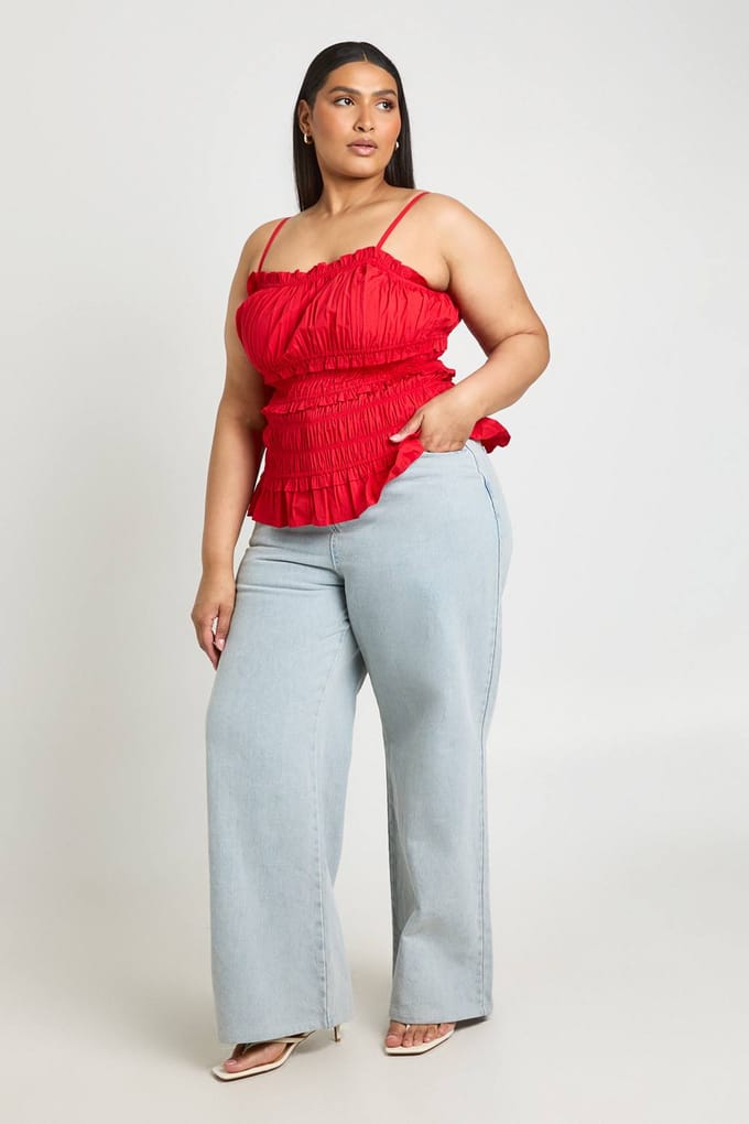 boohoo Dames Plus Top Met Gerimpeld Detail En Bandjes | Rood | Maat: 44