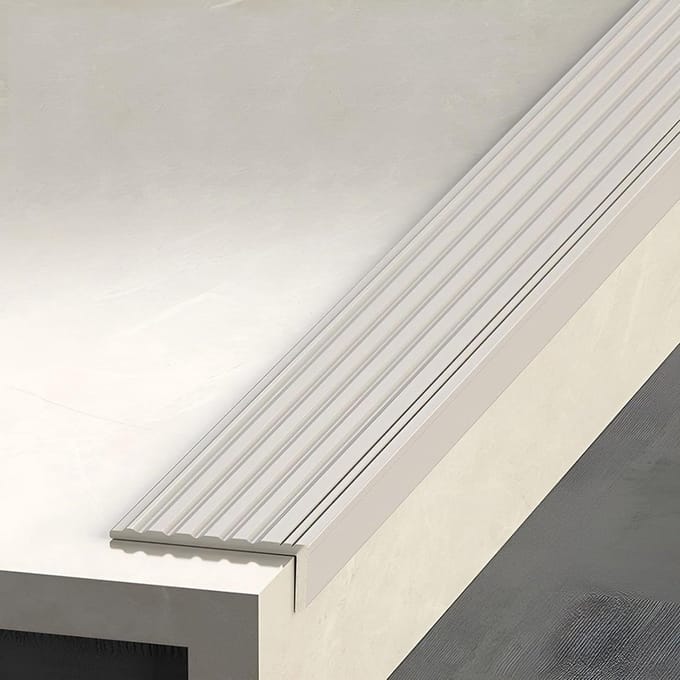 Trapprofiel Wit - Antislip Profiel - Veilig Lopen - Verhoogde Grip - 100/110 cm - Wit