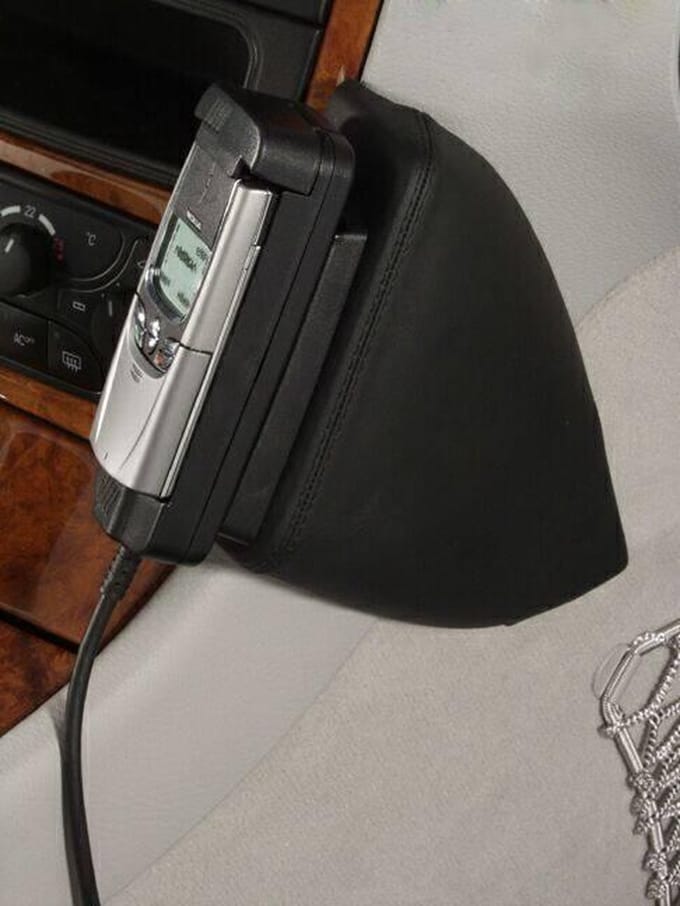 Kuda Console Mercedes CLK W209 2002-
