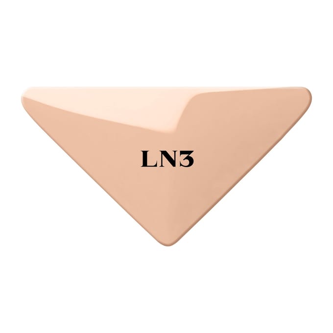 Prada Reveal Concealer 8ml (Various Shades) - LN3