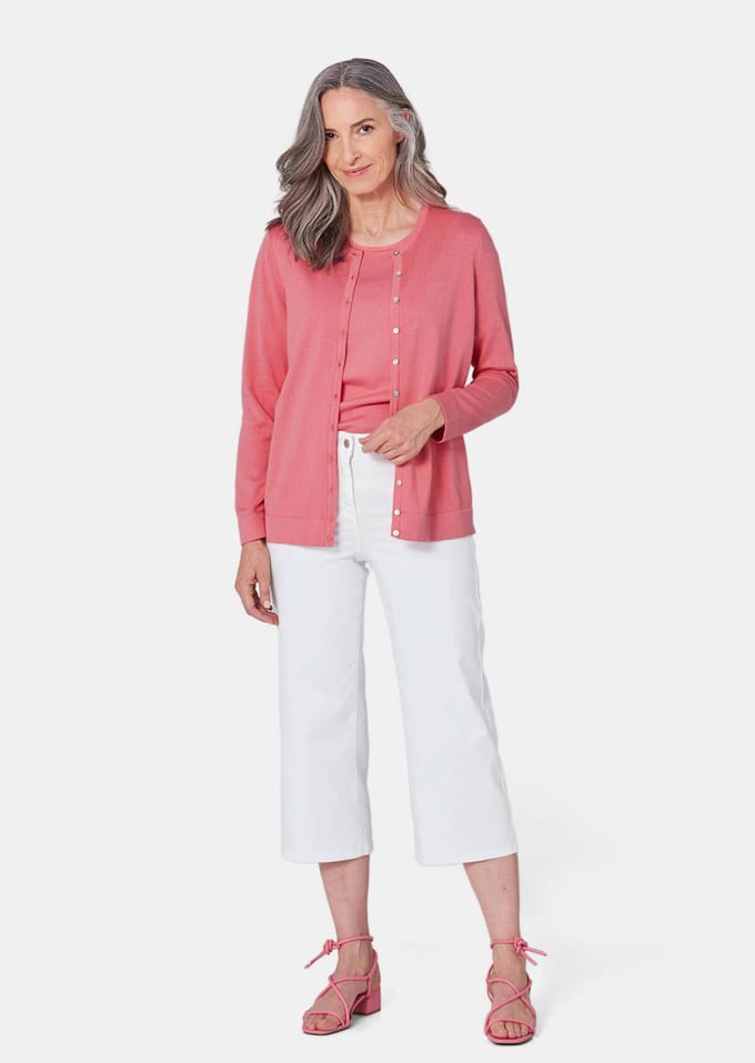 Tricot ensemble - koraalrood - Gr. 46 van Goldner Fashion