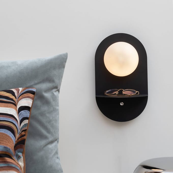 IT´S ABOUT ROMI IT'S ABOUT ROMI wandlamp Tokyo, zwart, stekker, opbergvak