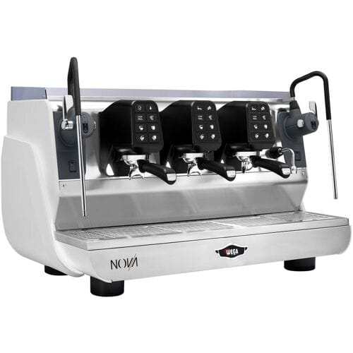WEGA Nova Espressomachine / Pistonmachine - 3 groepen - met 2 melkopschuimers & heet water - Touch