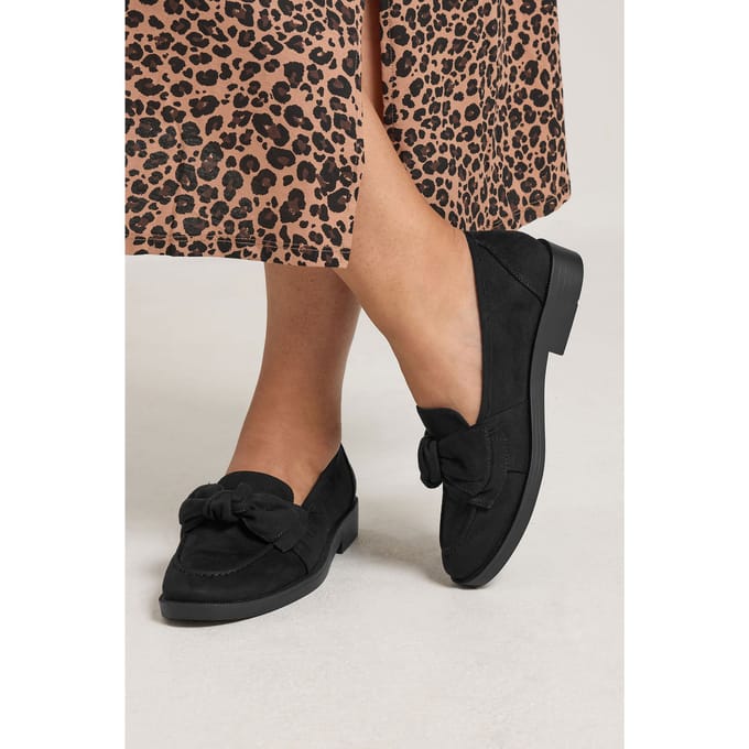 Yours Zwarte Loafers Van Microvezel Met Strik In Brede Epasvormsize 41EEE