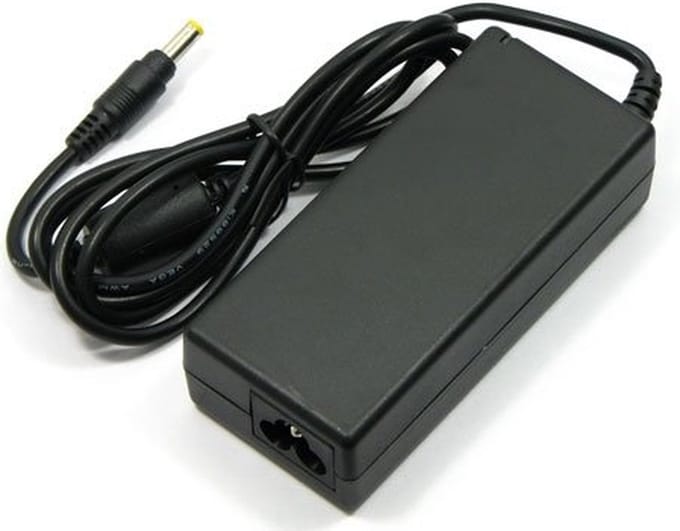 90W 3pin - Notebook - Indoor - 100-240 V - 50/60 Hz - 90 W - AC-to-DC