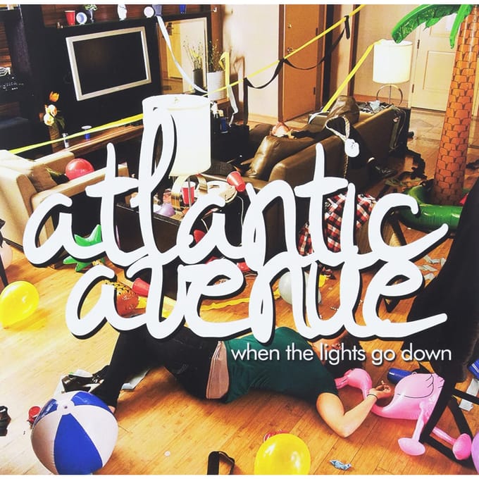 CD ATLANTIC AVENUE - When the Lights Go Down US Rock Gebruikt white
