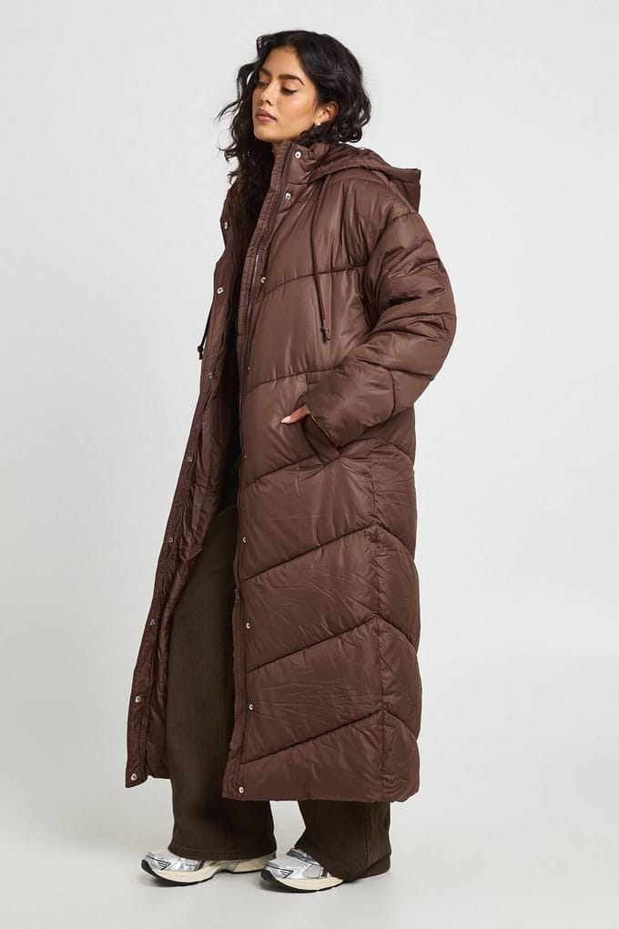 boohoo Dames Maxi Puffer met capuchon en quiltdetails | Chocolate | Maat: 12