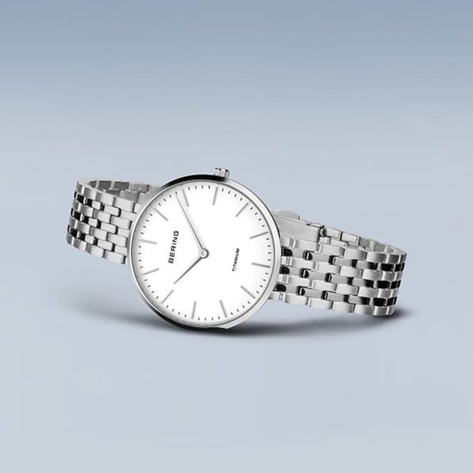 Bering - 19334-004 - Polshorloge - Dames - Kwarts - Titanium