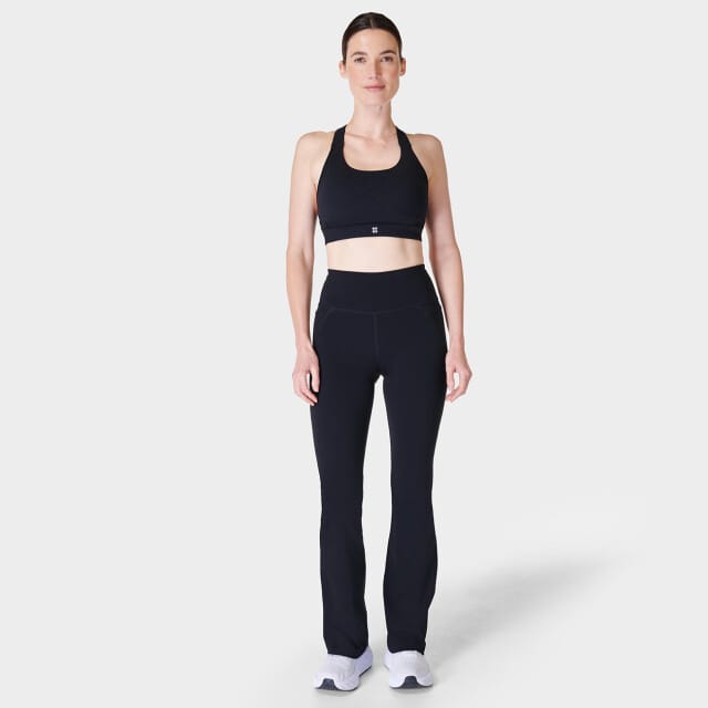 Sweaty Betty Power Workout Boot Cut Trousers ZWART - Maat S