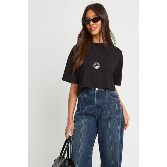 boohoo Dames Oversized Boxy Crop T-shirt | Zwart | Maat: 42