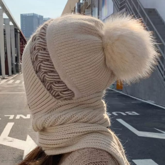 BRD® Winter | 2-in-1 Gebreide Muts en Sjaal Beige dik met pompon