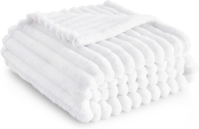 Zachte en warme fleecedeken 150x200 cm voor bed en bank
