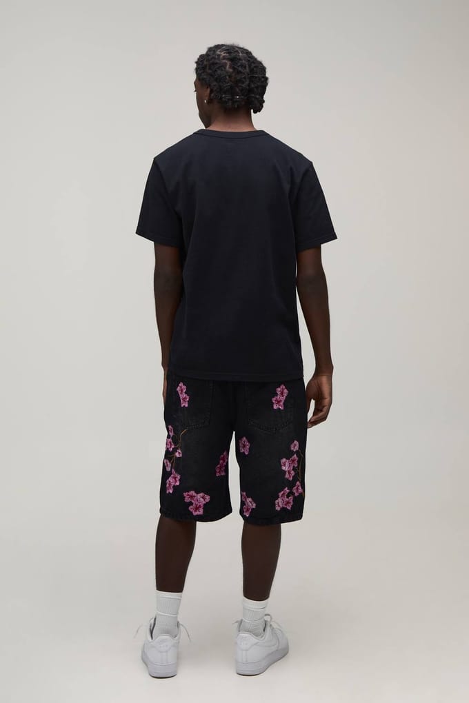 Gebloemde Geborduurd Relaxed Denim Short | Washed Black | Size 42