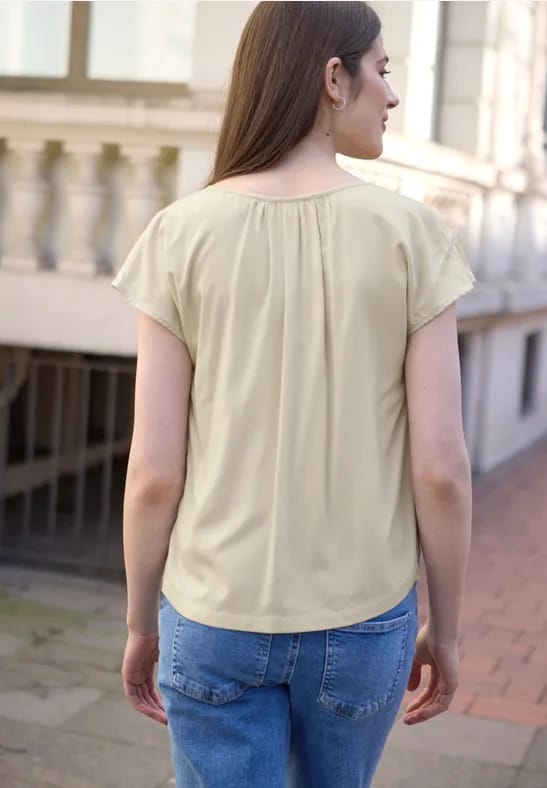 Blouse met losse schouders en gespleten hals