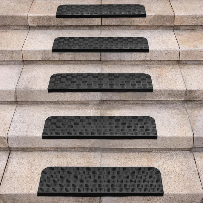 PromoHome Set van 5 rubberen antislip traptreden - Veilige matten voor binnen en buiten 76 x 25 cm