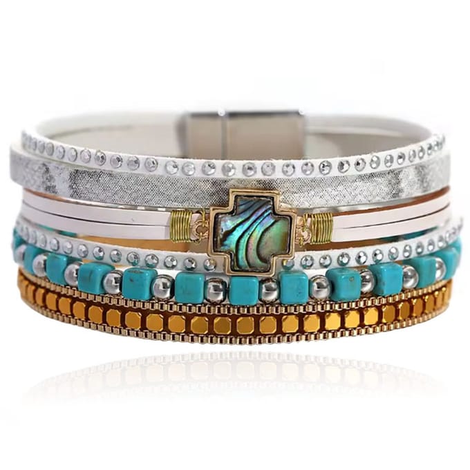 Deja Boho Armband goudkleurig met turquoise kralen en kruis natuursteen in wit