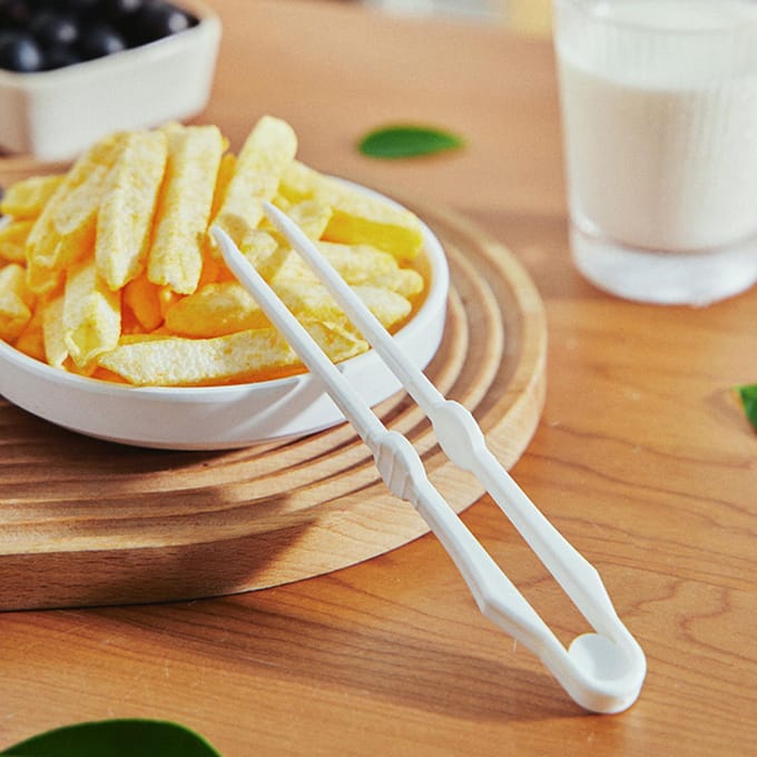 Chips Tang Clip Plastic Stevig Grip Veelzijdig Handig Kleine Snack Tang voor Salade Aardappelchips white