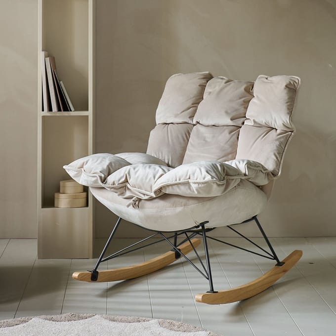Petite Amélie LUXE SCHOMMELSTOEL VOOR IN BABYKAMER | «COCON» | Beige