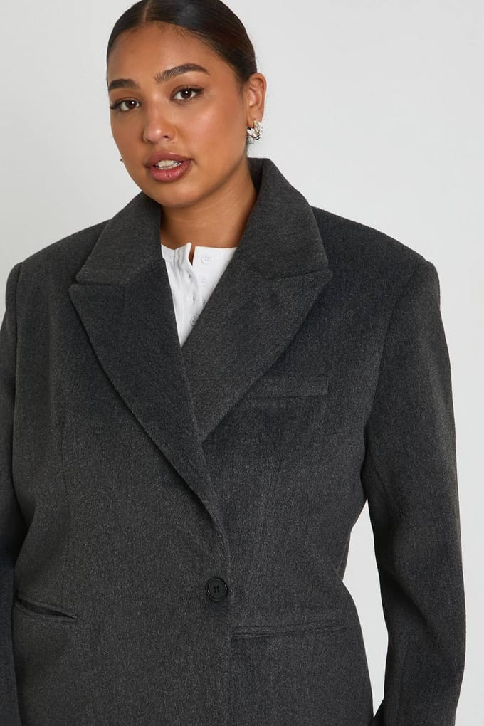 boohoo Dames Plus Enkelrijige Oversized Blazer | Charcoal | Maat: 18