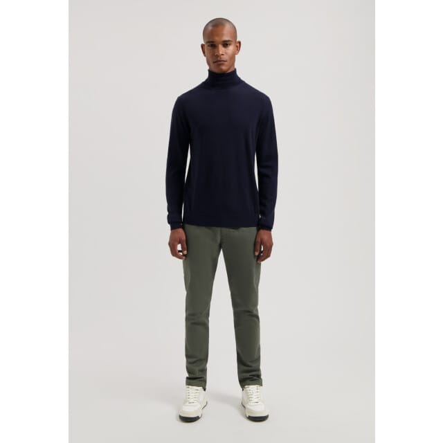 Dstrezzed Destin turtleneck