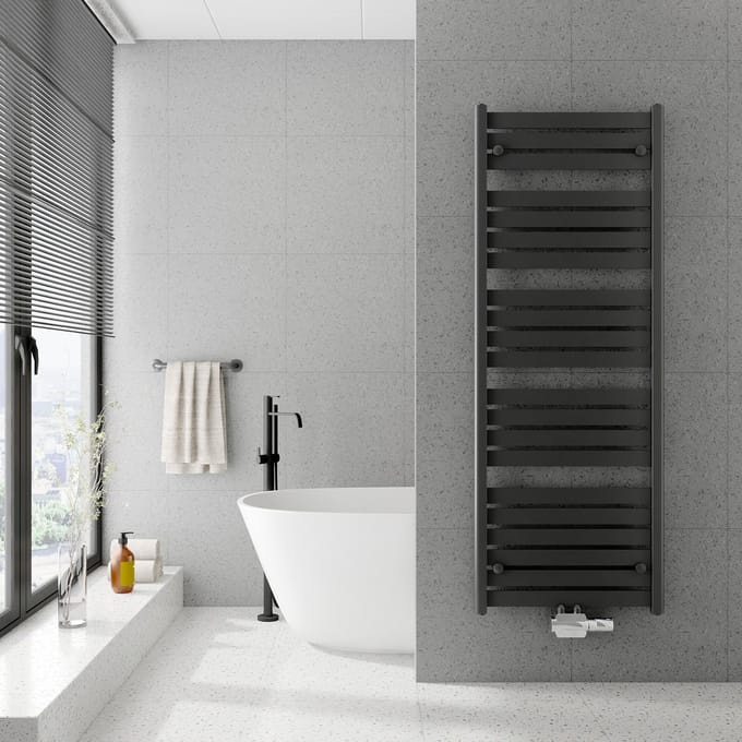 Radiatorconnect Designradiator Berlin – Antraciet – Middenaansluiting – 600 x 1400 mm.