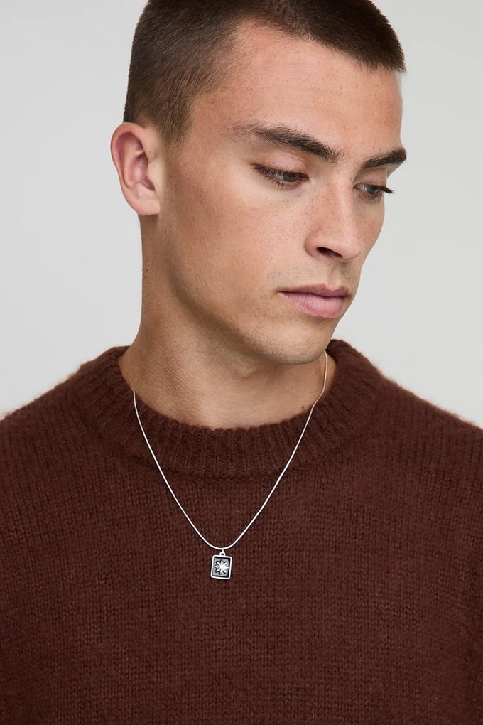 Boxy pasvorm geborstelde verlengde nek gebreide trui | Chocolate | Size Medium