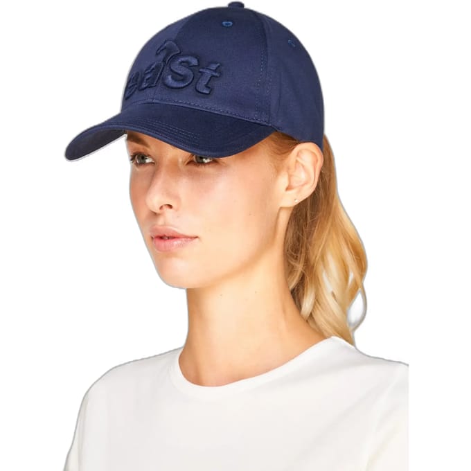 Cap eaSt