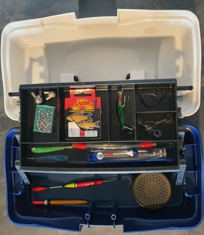 Viskoffer 1 tray Gevuld Outboard Breda -Sinterklaas cadeau - Kerst cadeau