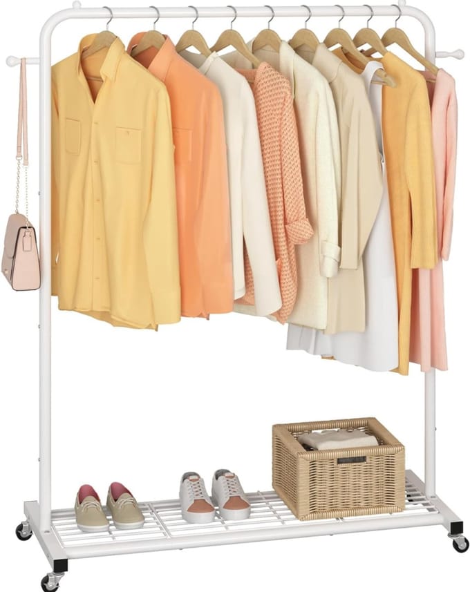 Kledingrek op Wieltjes - Dressboy - Kledingstang