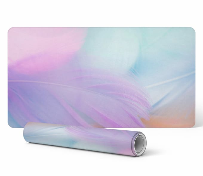Duurzame antislip bureauonderlegger met pastelkleurige veren, 120x60 cm