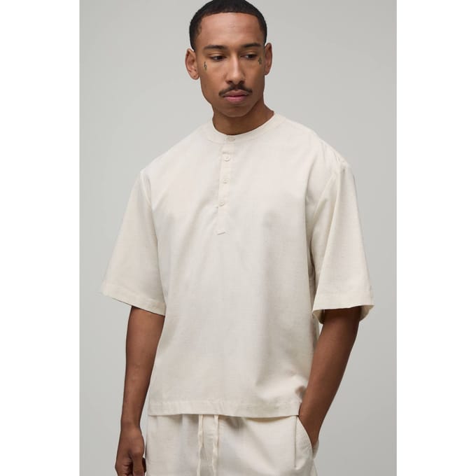 Oversized Boxy Linnen Blend Henley Shirt Met Korte Mouwen | Natural | Size Medium