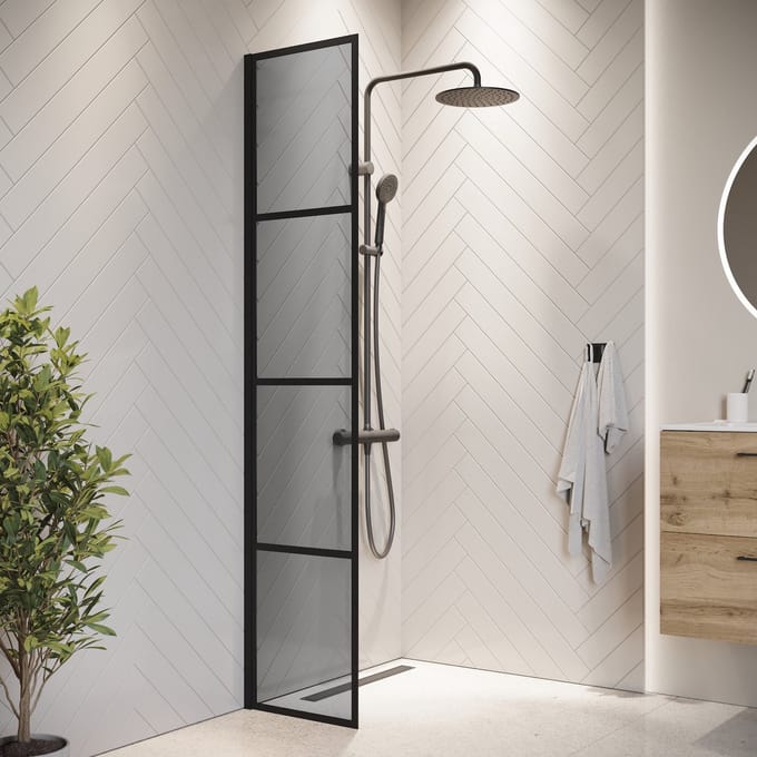 Badplaats Douchewand Essos 40 x 200 cm – Zwart – Inloopdouche 8 mm Rookglas