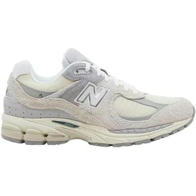 New Balance M2002 D Sneakers - Dames - Beige