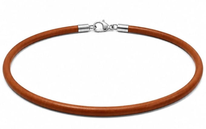 AuBor ®. Leren ketting met zilveren sluiting. Cognac. 3mm × 100cm