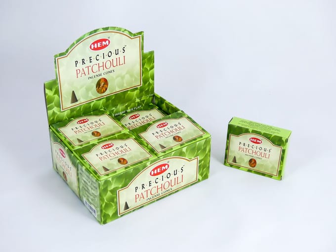 HEM Wierook Kegels / Cones - Patchoeli / Patchouli (Precious) - Voordeelbox (12 Pakjes / 120 Kegels)
