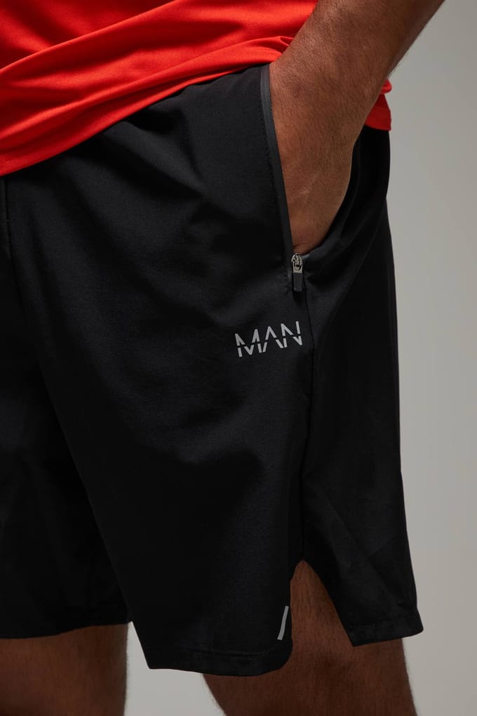 Men's Active Geperforeerde Stretch Geweven 7inch Shorts | Black | Size Small