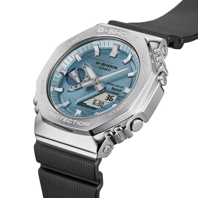 G-Shock Classic Style GBM-2100A-1A2ER Metal Covered Horloge