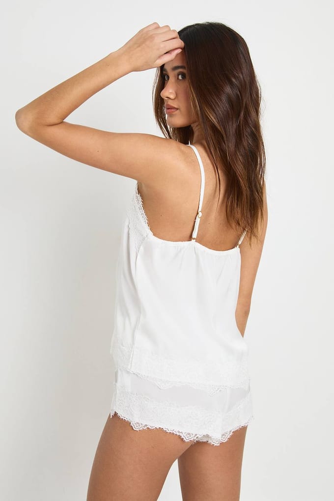 boohoo Dames Wimper Kant Trim Cami & Shorts Pyjama Set | Wit | Maat: 42