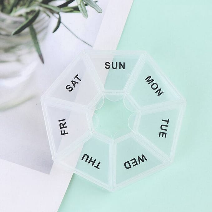 Gadgetpoint - Pillendoosje - Pillenbox - Opbergbakje - Ma-Zo - 7 dagen - Wit