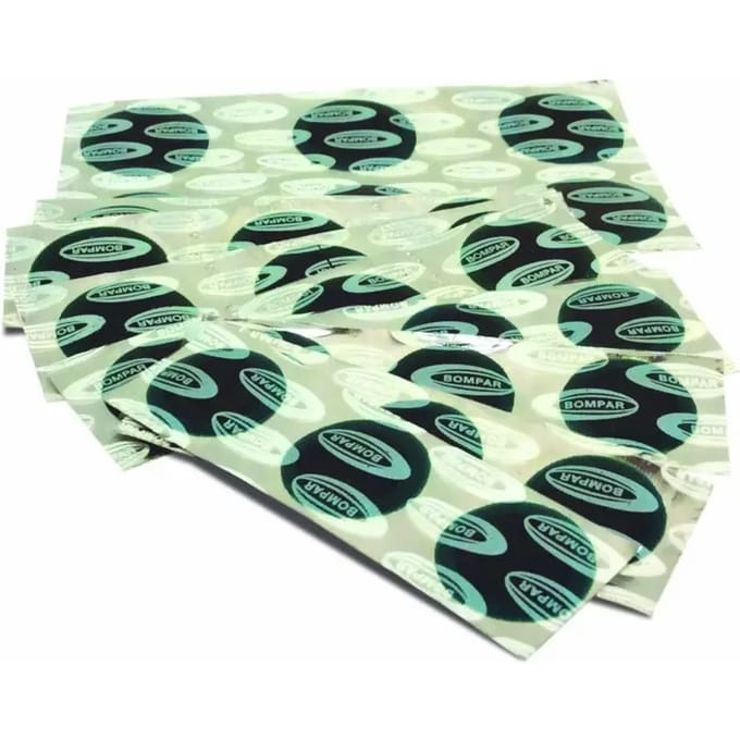 Doos van 30 geassorteerde patches Bompar