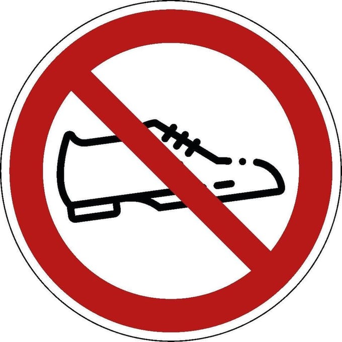 Schoenen uit sticker 300 mm