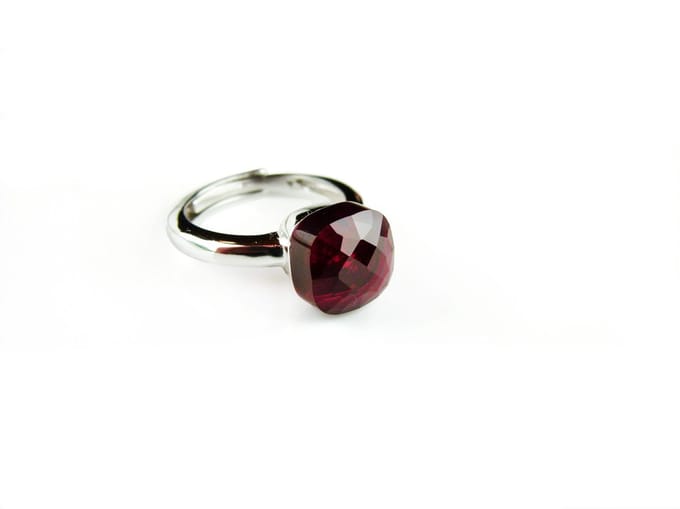 Ring in zilver model pomellato rode steen