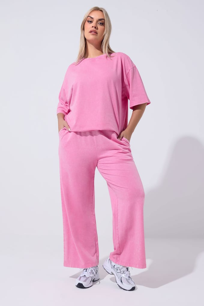 Limited Collection Roze Acid Wash Tshirt Size 46