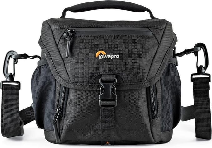 Lowepro Nova 140 AW II Zwart