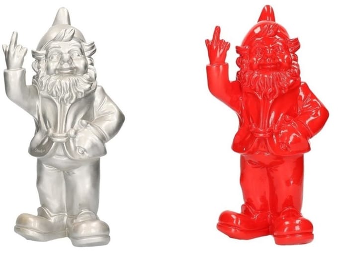 2x Tuinkabouters zilver/rood middelvinger 30 cm