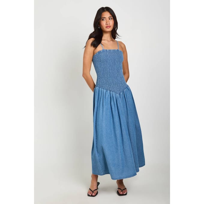 boohoo Dames Chambray Gerimpelde Midaxi Skater Jurk | Medium Gebleekt | Maat: 36