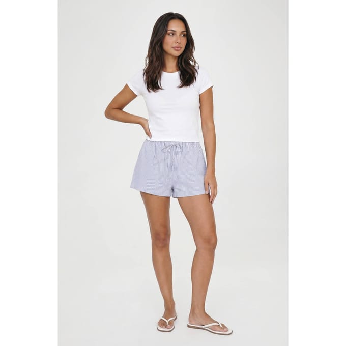 boohoo Dames Petite Gestreepte Seersucker Short Met Elastische Tailleband | Blauw | Maat: 42
